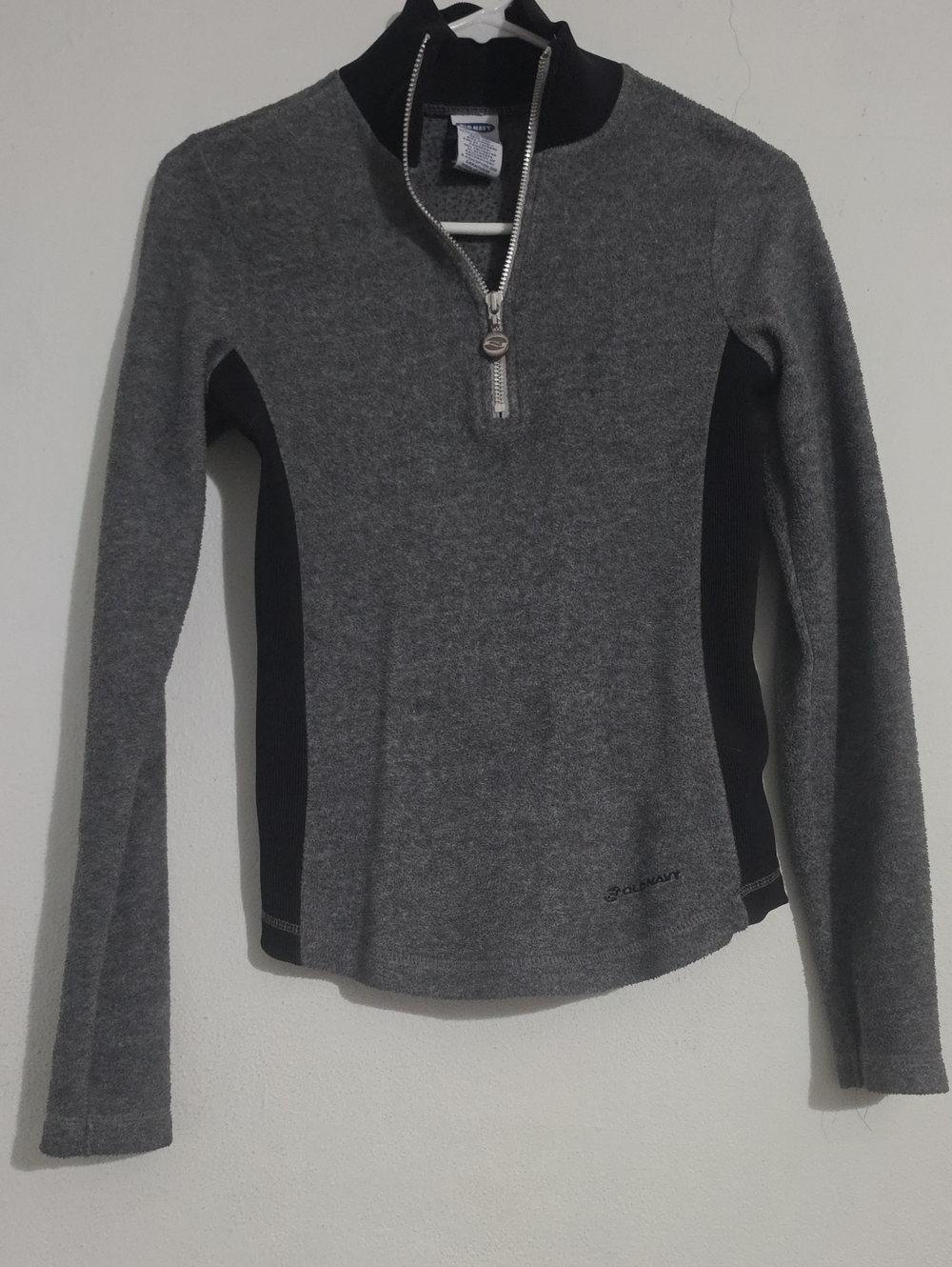 Old Navy Gray & Black Half-Zip Pullover Hoodie